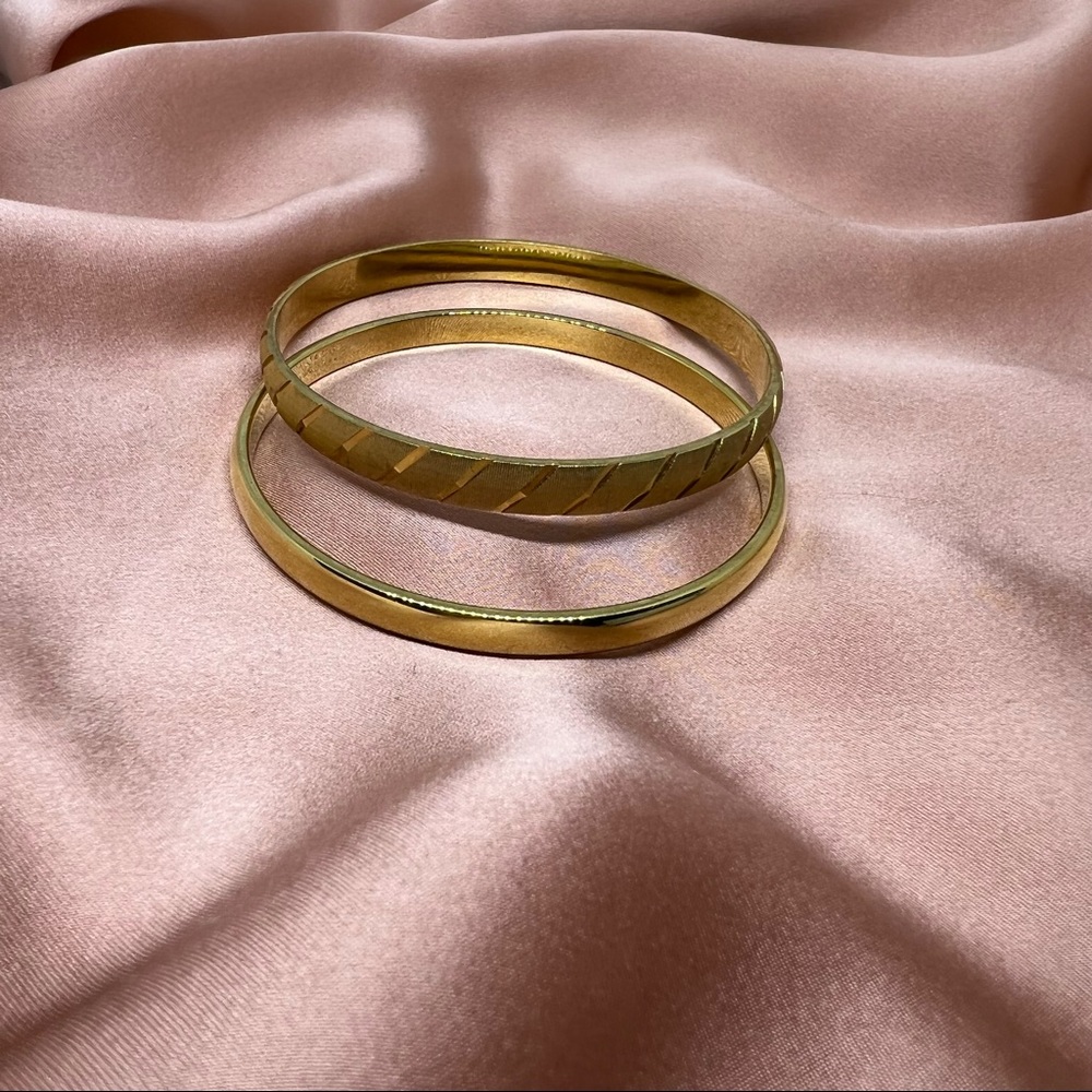 Vintage Monet Medium Set Of Two Gold Toned Bangles - image 1